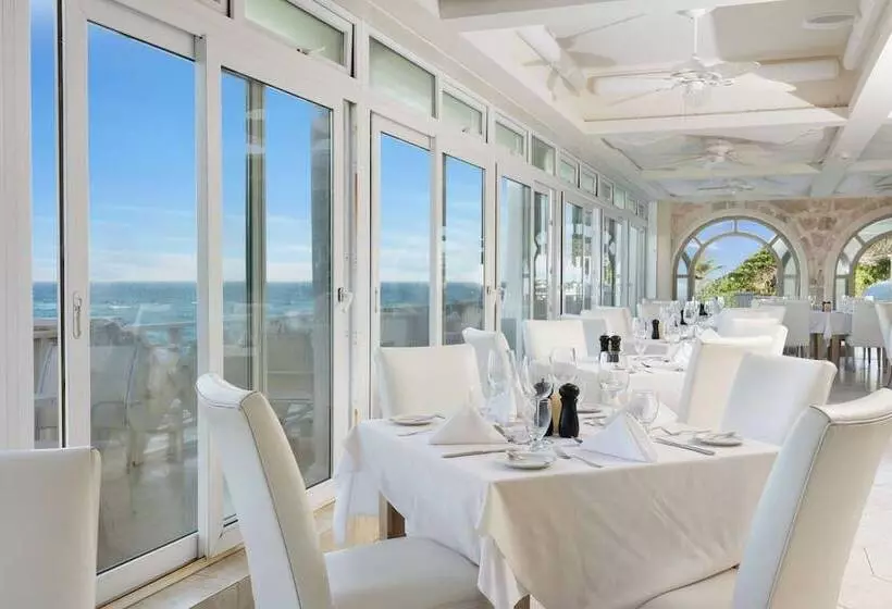 استراحتگاه Hilton Grand Vacations Club The Crane Barbados