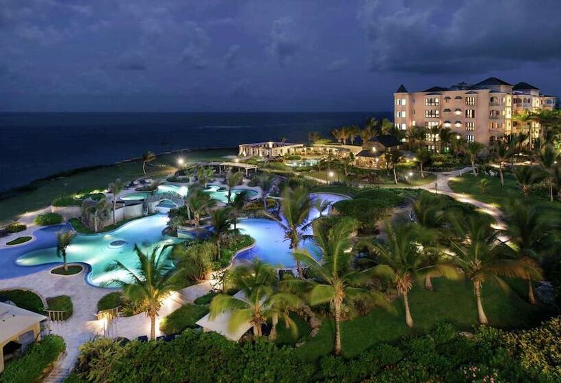استراحتگاه Hilton Grand Vacations Club The Crane Barbados