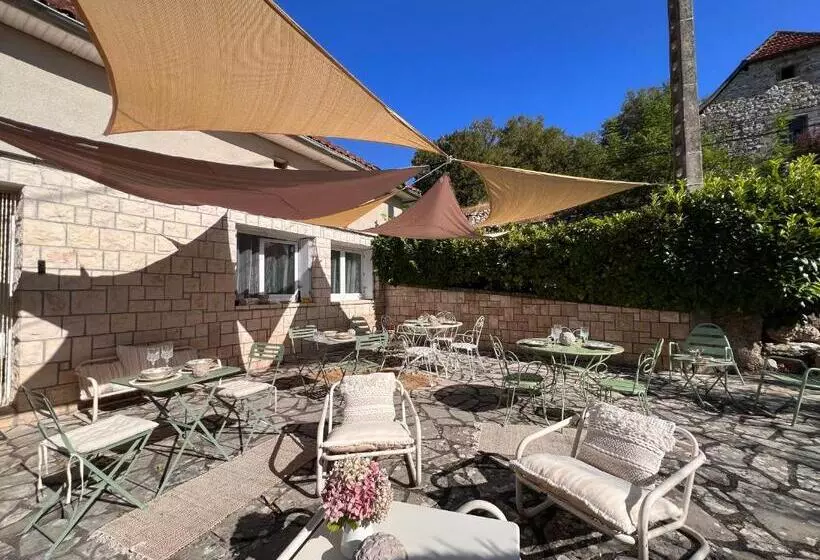 Aamiaismajoitus (B&B) Demeure Du Mas De Bessac