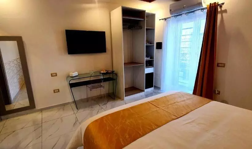 تختخواب و صبحانه Ercolano Luxury Suite