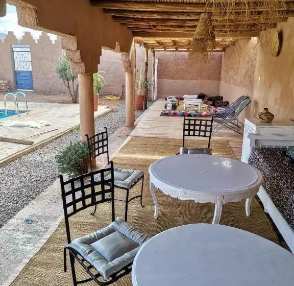 Aamiaismajoitus (B&B) Ksar Montana Hôtel, Chambres Piscine