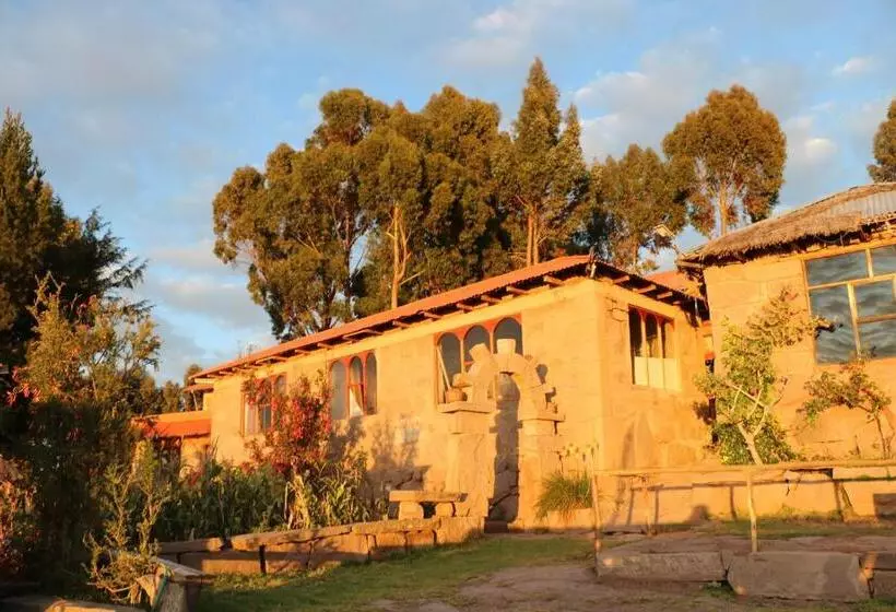 تختخواب و صبحانه Taquile Lodge Un Lugar De Ensueño
