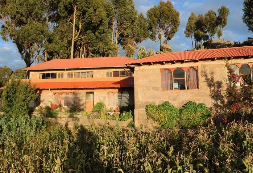 تختخواب و صبحانه Taquile Lodge Un Lugar De Ensueño