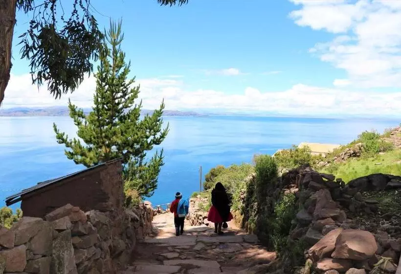 تختخواب و صبحانه Taquile Lodge Un Lugar De Ensueño