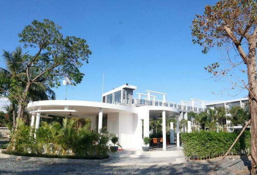 فندق Golden Crab Boutique