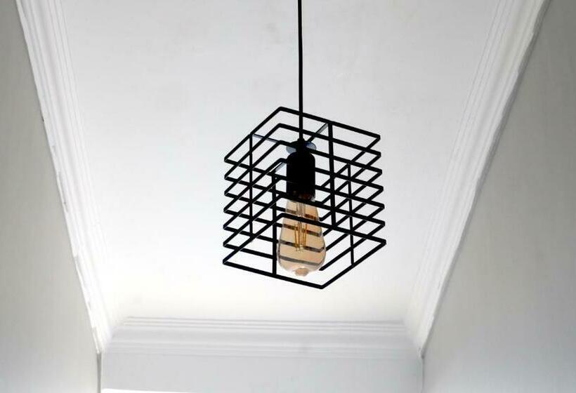 فندق Golden Crab Boutique