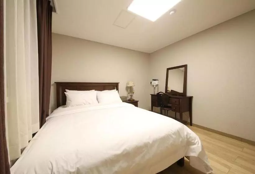 Hotel Moonbay