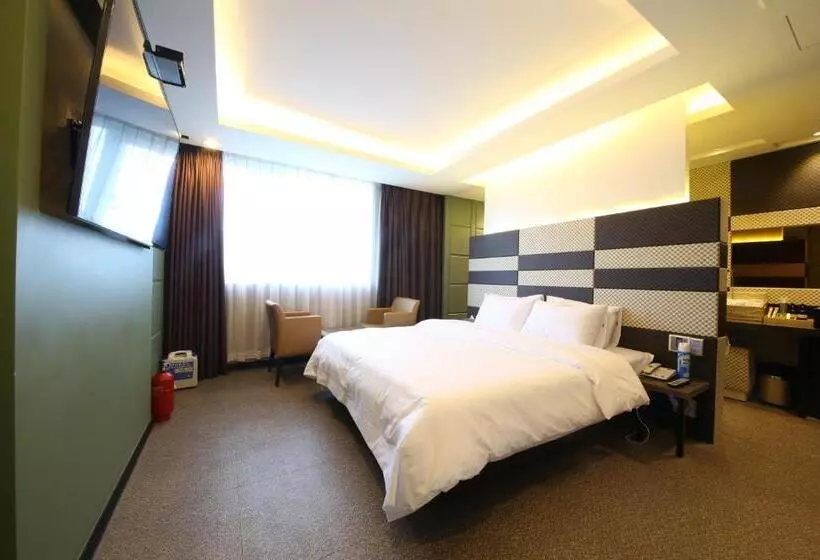 Hotel Moonbay