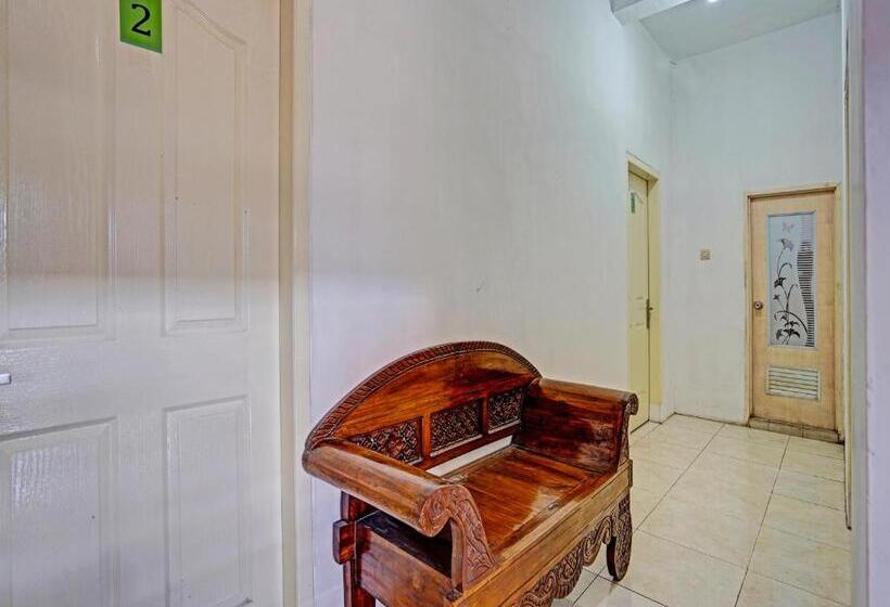 Отель Spot On 90943 Mochi 88 Homestay