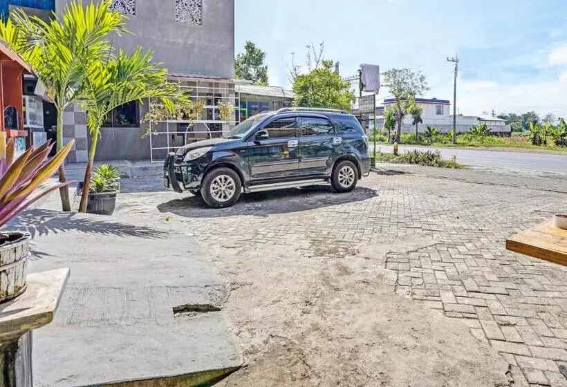 ホテル Spot On 90943 Mochi 88 Homestay