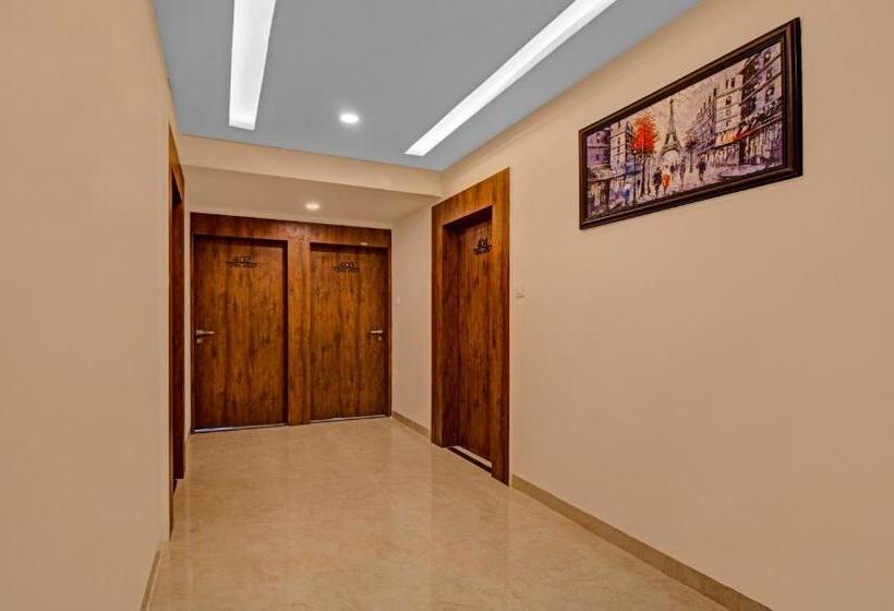 Hotel Treebo Chandraprasth Residency