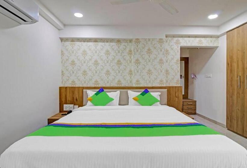 Hotel Treebo Chandraprasth Residency