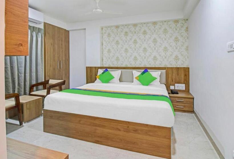 Hotel Treebo Chandraprasth Residency