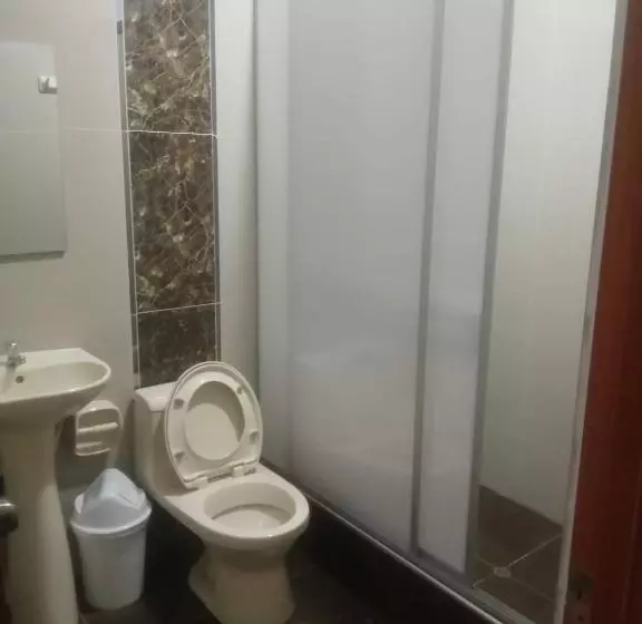 پانسیون Hostal Kan Kun Ii
