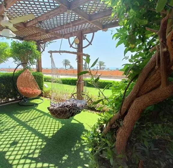 Stella Di Mare Sea View   Amazing Two Bedrooms Standalone Chalet   Families Only