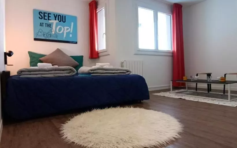 Travelski Home Select   Résidence & Hostel Yoonly & Friends