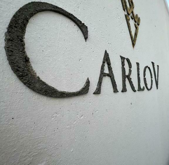 צימר Carlo V   Holiday Rooms