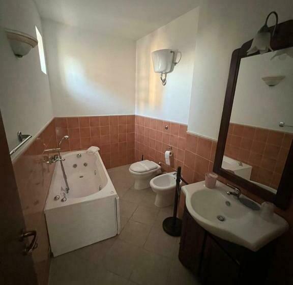 צימר Carlo V   Holiday Rooms