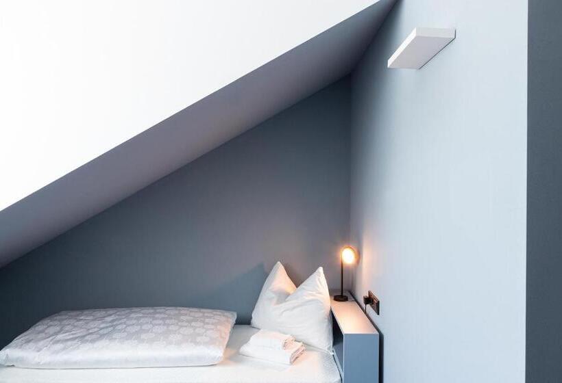 Bed and Breakfast Cusanus Akademie   Accademia Cusanus