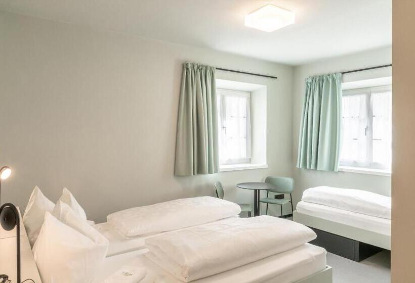 Bed and Breakfast Cusanus Akademie   Accademia Cusanus