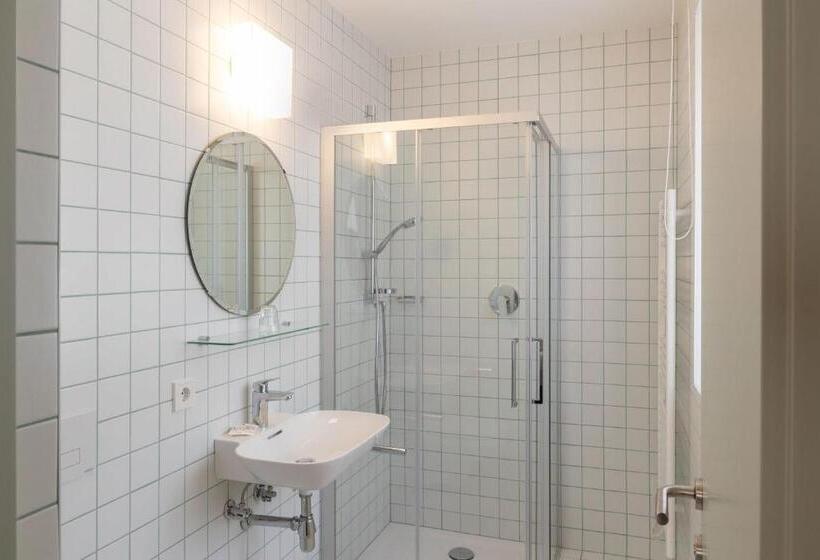 Bed and Breakfast Cusanus Akademie   Accademia Cusanus