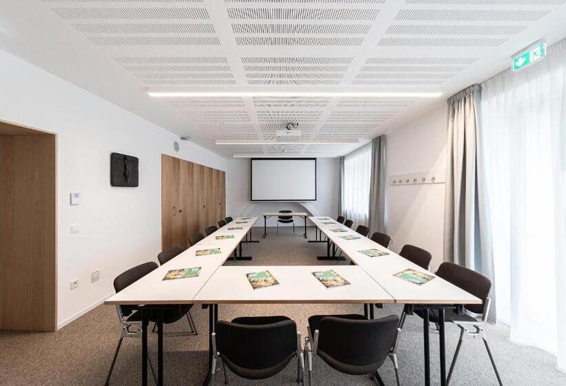 Bed and Breakfast Cusanus Akademie   Accademia Cusanus