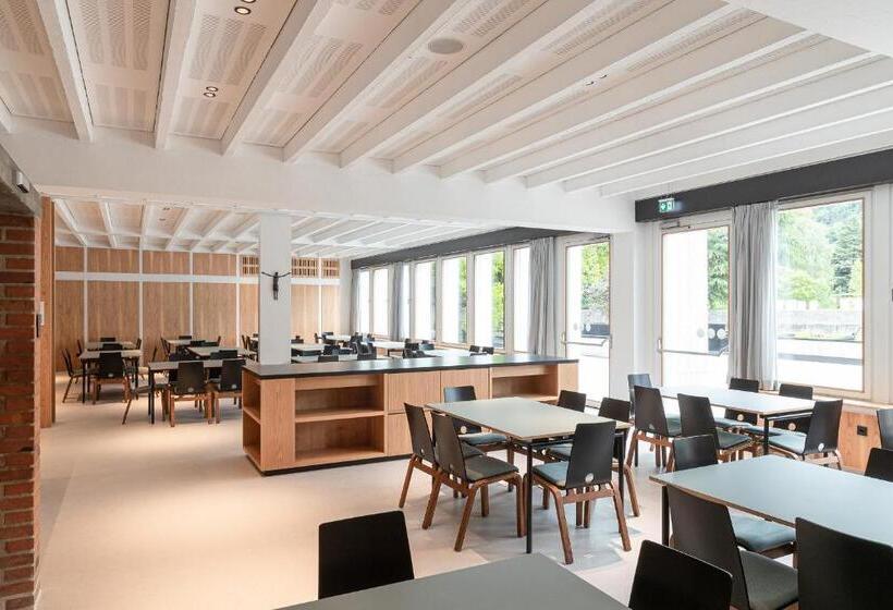 Bed and Breakfast Cusanus Akademie   Accademia Cusanus