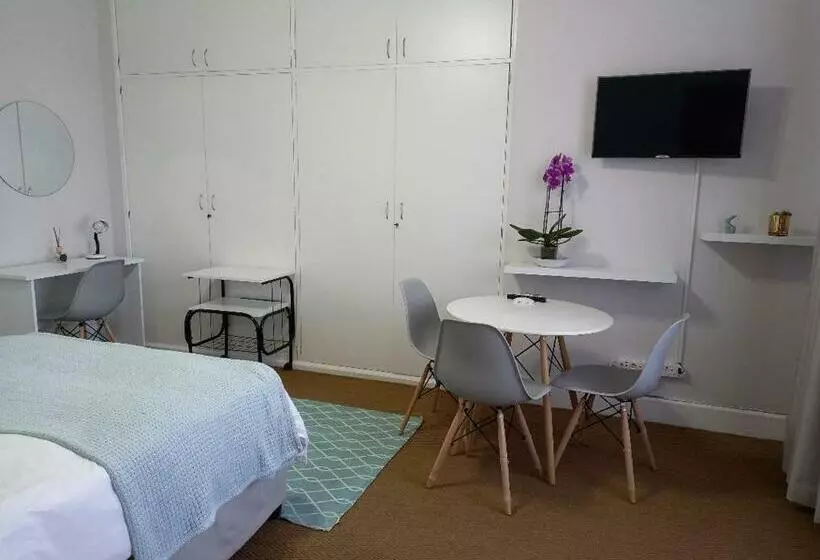 تختخواب و صبحانه Innes Road Durban Accommodation Private Double Room With Private Bathroom