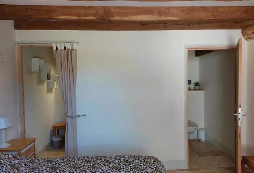 Aamiaismajoitus (B&B) Suite De Charme Dans Une Maison Charentaise