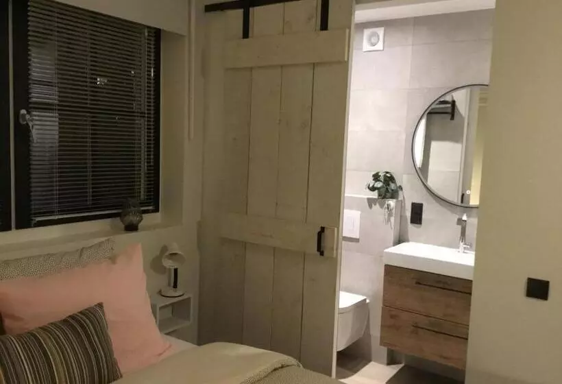 ベッドアンドブレックファースト Vakantiehuisje Het Kiekje