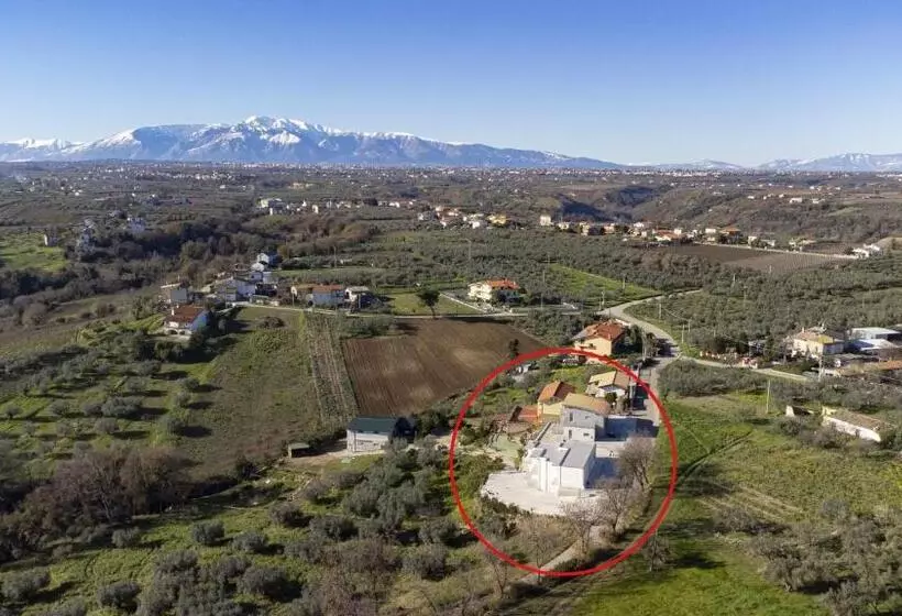 Aamiaismajoitus (B&B) Villa Caravaggio Comfort E Relax