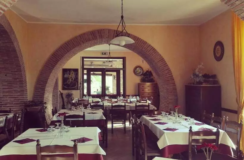 ホテル Agriturismo Santa Barbara