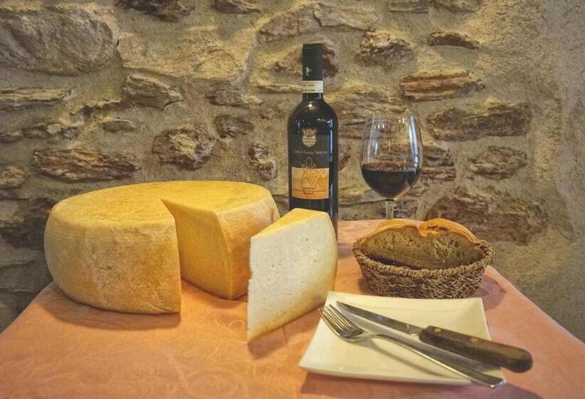 ホテル Pensione Albergo Diffuso Ceaglio Valle Maira