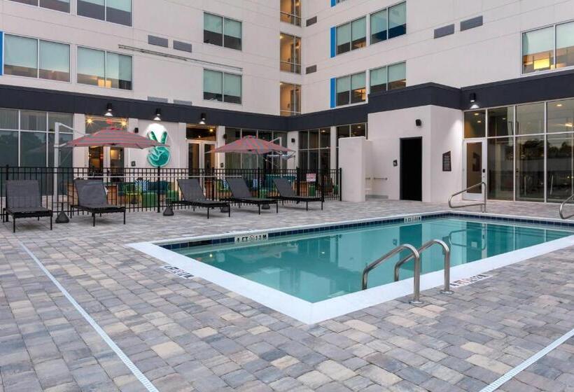 酒店 Aloft Savannah Airport