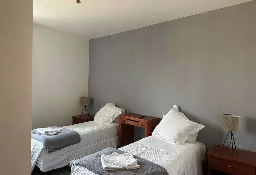 Hotelli Le Mediterraneen Montargis