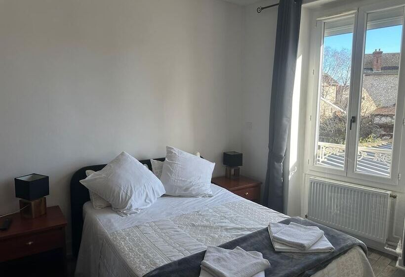 酒店 Le Mediterraneen Montargis