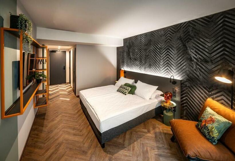 호텔 Loginn  Augsburg