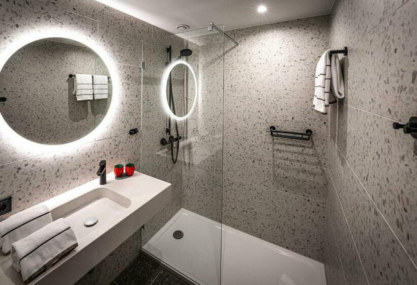 호텔 Loginn  Augsburg