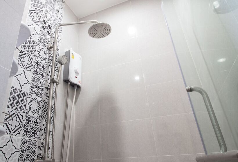 בית מלון כפרי Is Am Are Stay Boutique