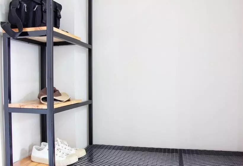 هتل Is Am Are Stay Boutique