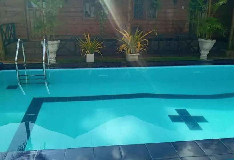 ペンション Alffa Guest Inn