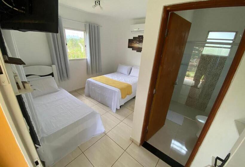 ペンション Família Busca Pé