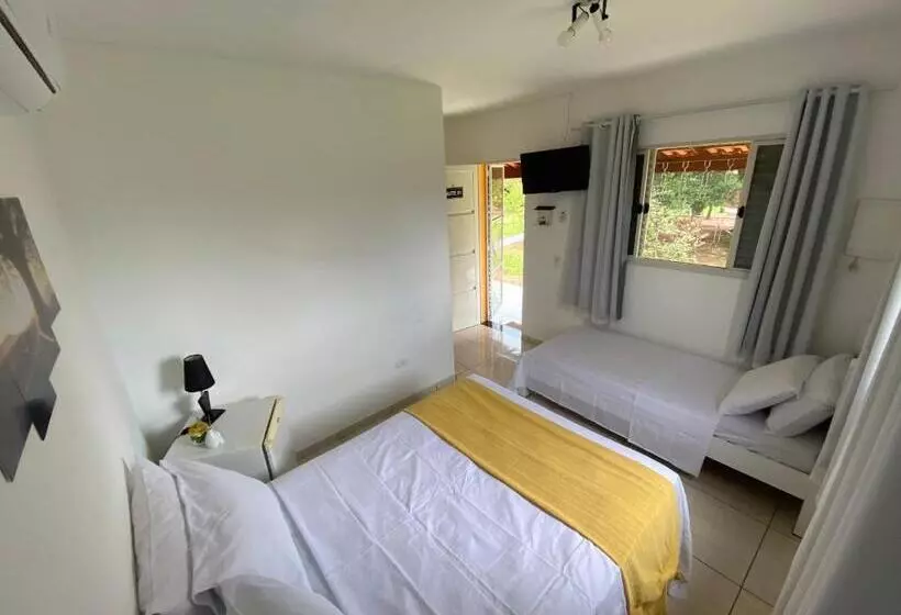 Majatalo Família Busca Pé