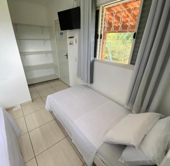 ペンション Família Busca Pé