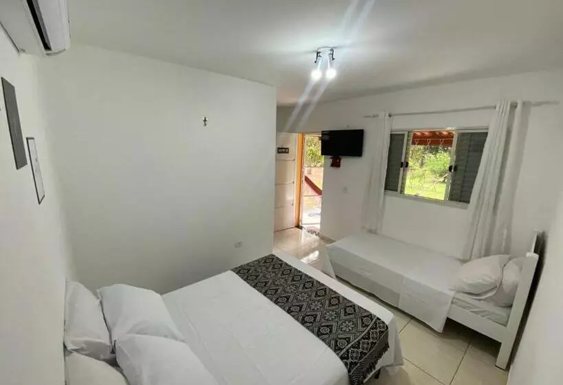 Majatalo Família Busca Pé