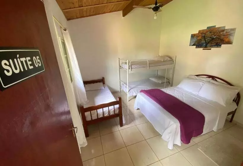 Majatalo Família Busca Pé