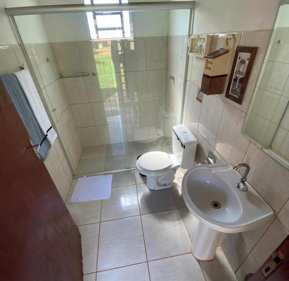 ペンション Família Busca Pé