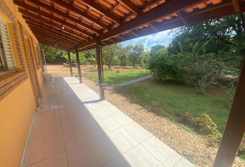 ペンション Família Busca Pé