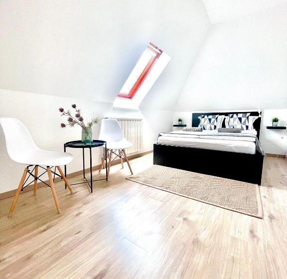 펜션 Hencz Vendégház