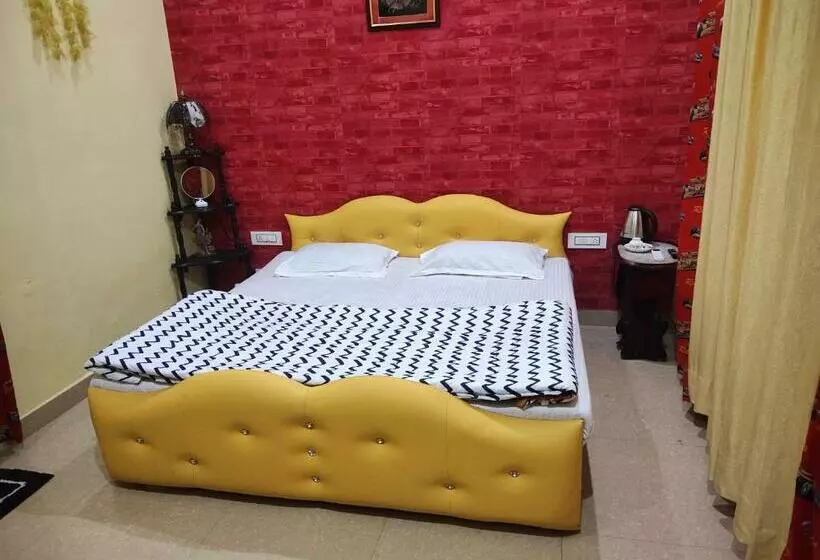 ペンション Oyo Home 85620 Abhishek Homestay